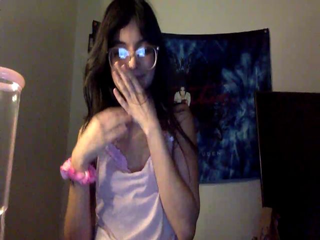Live sex webcam photo for Marii_Angel #269614384