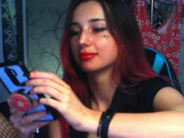 Live sex webcam photo for ElsieLove #269625937