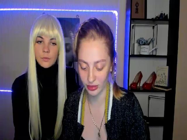 Live sex webcam photo for LolaAllen #269623515