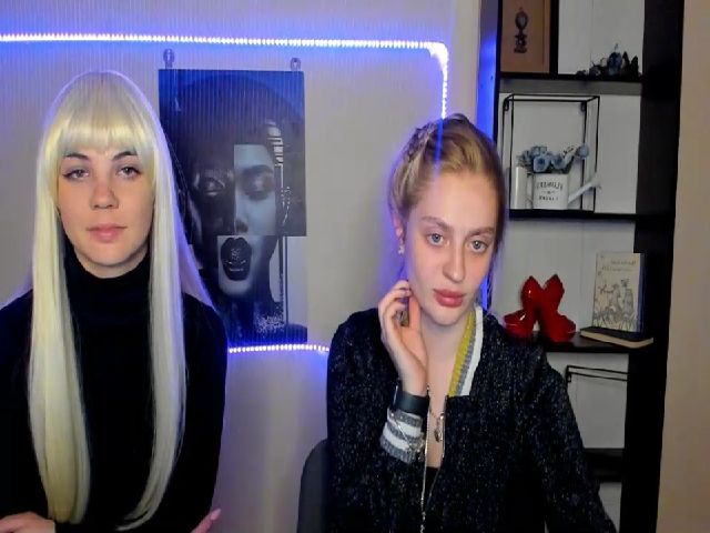 Live sex webcam photo for LolaAllen #269624735