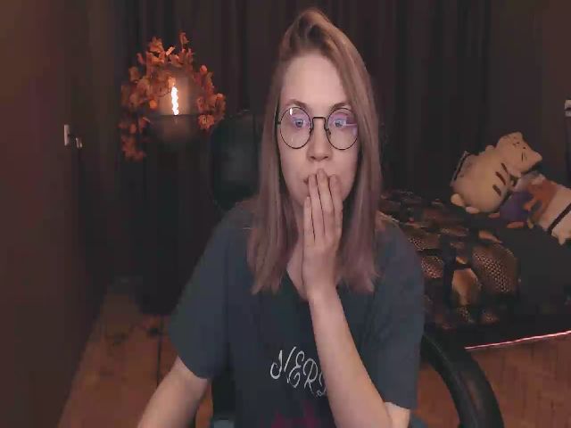 Live sex webcam photo for Wild_F0x #269619778