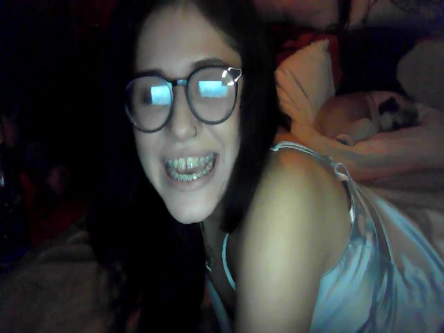 Live sex webcam photo for katiiidel #269620489