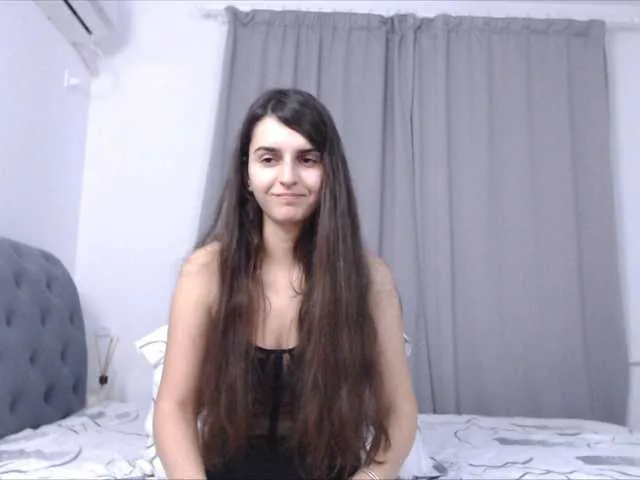 Live sex webcam photo for Tiffany4Love #269635952