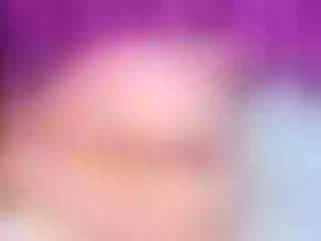 Live sex webcam photo for cutelatinavip #269631857