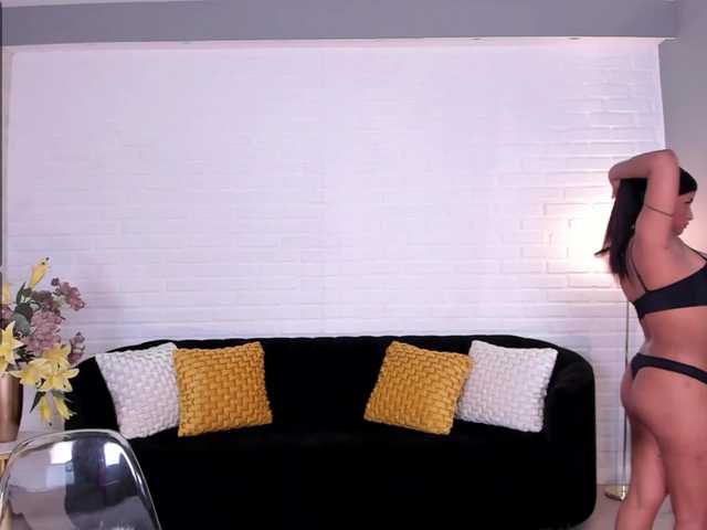 Live sex webcam photo for ChannelBrown #269635761