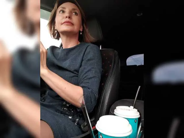 Live sex webcam photo for EditaMilf #269635240