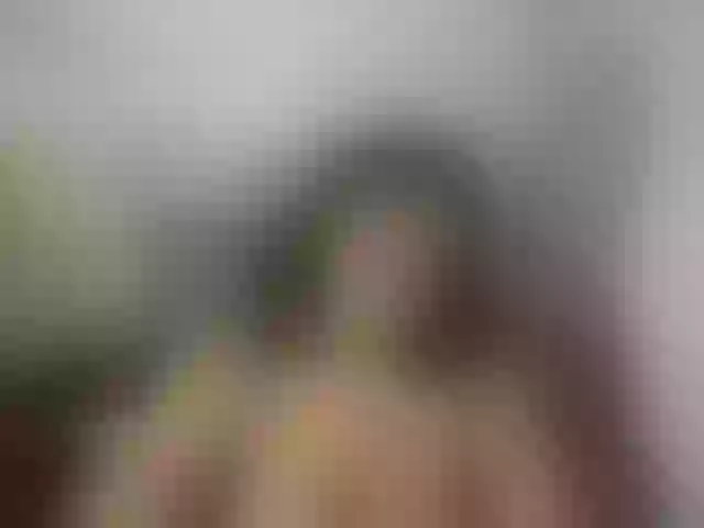 Live sex webcam photo for Indiantasha #287986215