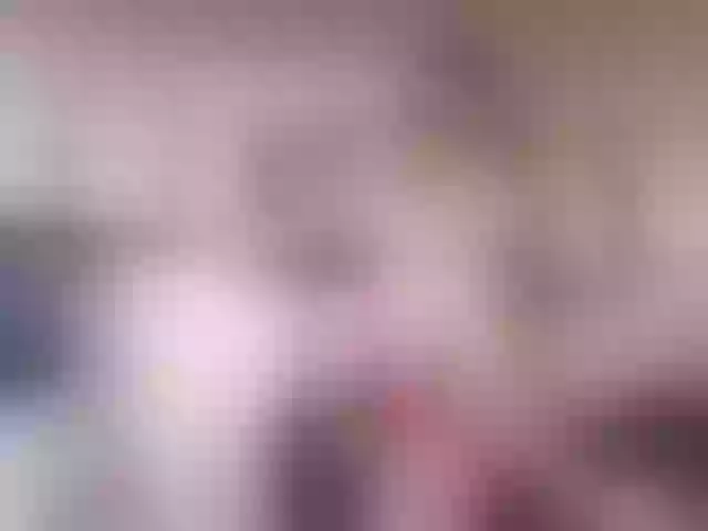 Live sex webcam photo for miacamhot #269638534