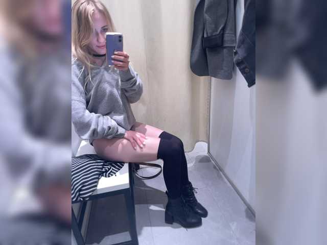 Live sex webcam photo for Likachkaa #269641991