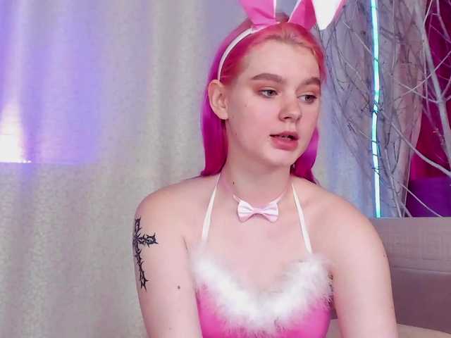 Live sex webcam photo for precious-lara #269635627