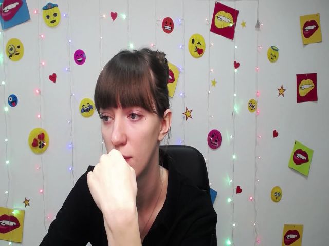 Live sex webcam photo for AgataLinn #269644276