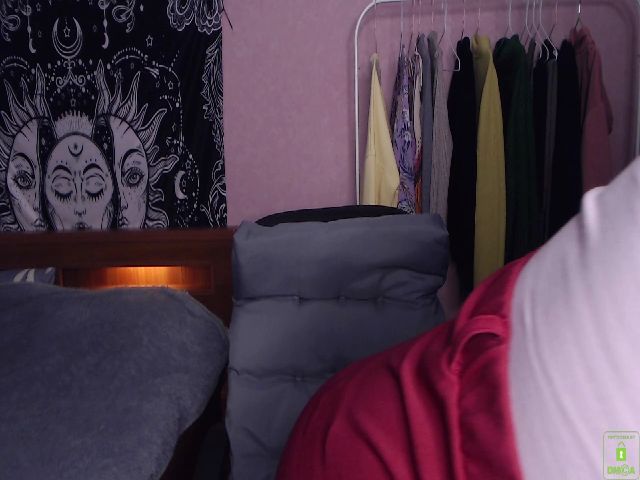 Live sex webcam photo for MissAgata #287869167