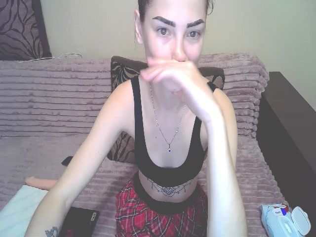 Live sex webcam photo for SkinnyEva #269641652