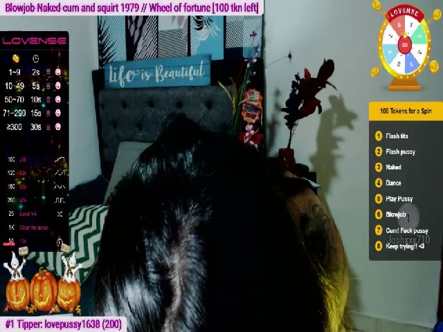 Live sex webcam photo for IsabellaJ #269635050