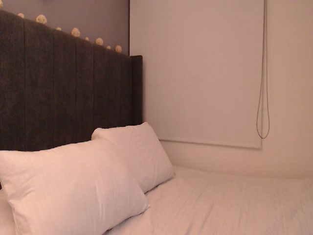 Live sex webcam photo for Amaru_cooper #269633324