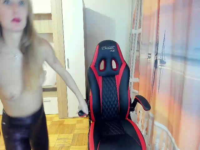 Live sex webcam photo for VivaGold #269640469