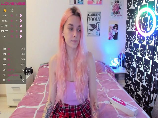 Live sex webcam photo for IvyFarel #269636640