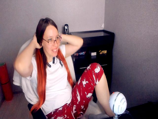 Live sex webcam photo for VictoriaRom #269645388