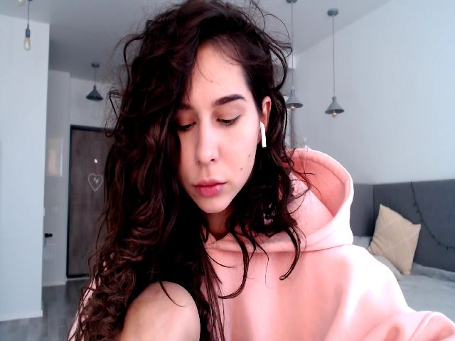 Live sex webcam photo for LeValeriya #269638139