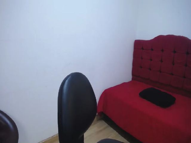 Live sex webcam photo for Britafox #269640007