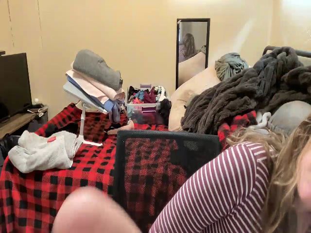 Live sex webcam photo for Trixiegirl3 #269641715