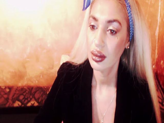 Live sex webcam photo for Goodspleasure #269643513