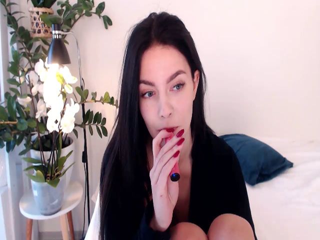 Live sex webcam photo for HarleyQX #269635062