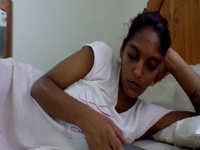 Live sex webcam photo for IndianvixxenX #269638095
