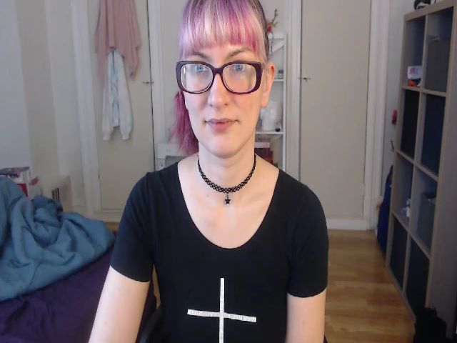 Live sex webcam photo for IvyGirl #269633909