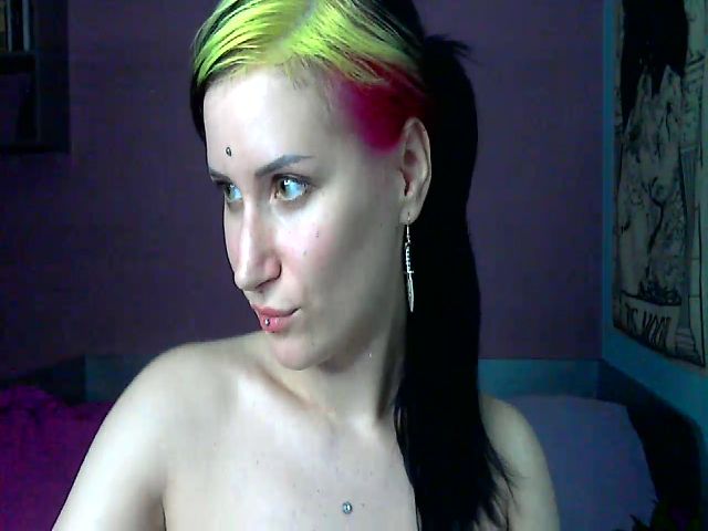 Live sex webcam photo for BadSidxxx #269643317