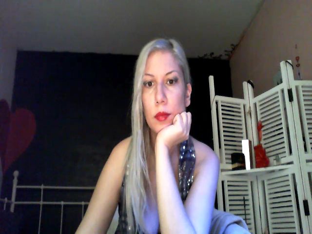 Live sex webcam photo for Marvel33 #269634300