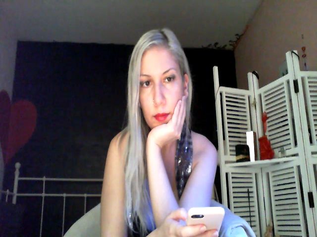 Live sex webcam photo for Marvel33 #269636529