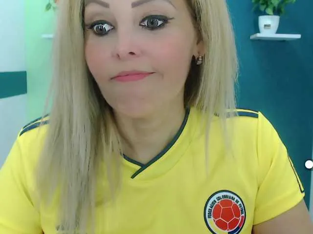 Live sex webcam photo for Normaramos #269642491