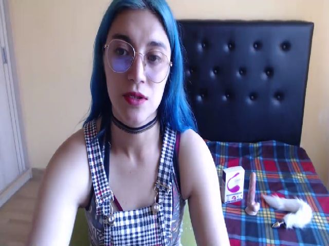 Live sex webcam photo for Carolinforbes #269644148