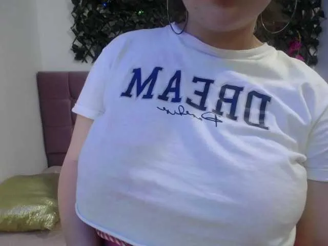 Live sex webcam photo for queen077 #269632604