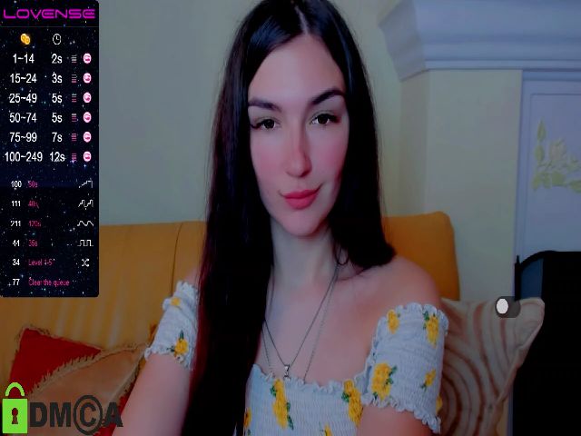 Live sex webcam photo for VikkiShelby #269637562