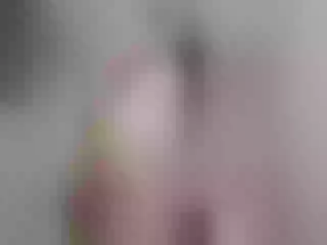 Live sex webcam photo for lucianaO121 #269632191