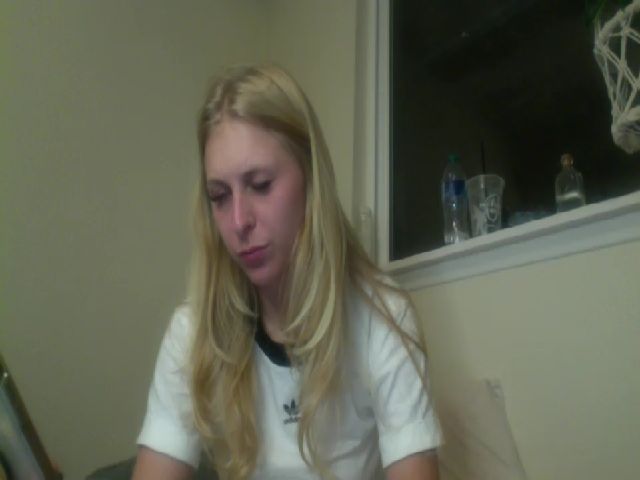Live sex webcam photo for Roselisi #269638198