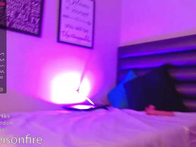 Live sex webcam photo for AlieRuiz #269636083