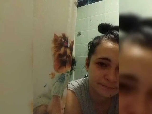 Live sex webcam photo for Svetik77711 #269635386