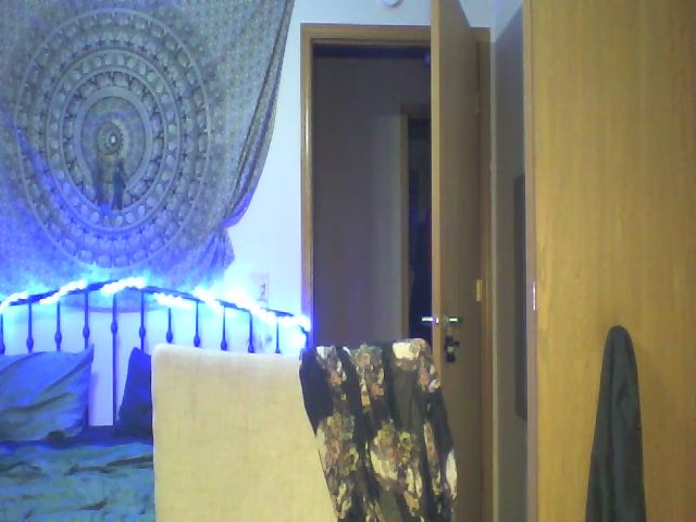 Live sex webcam photo for missALT #269637955