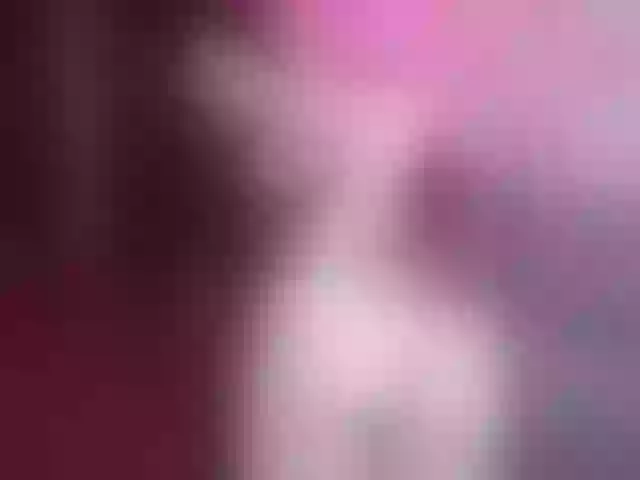 Live sex webcam photo for VikiKiss #269649834