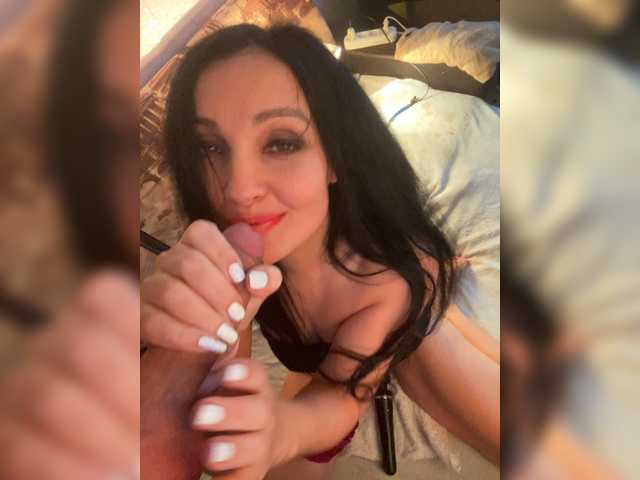 Live sex webcam photo for BoniKlay #269653397