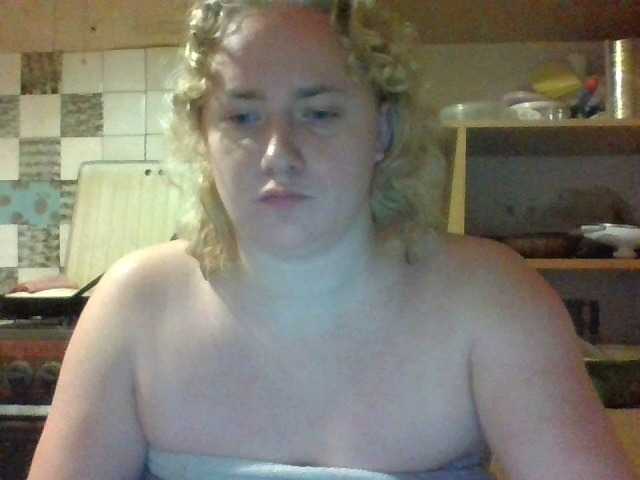 Live sex webcam photo for RiseKamila #269647091