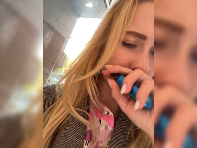 Live sex webcam photo for Likachkaa #269653489