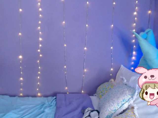 Live sex webcam photo for camihotlegs #269658834