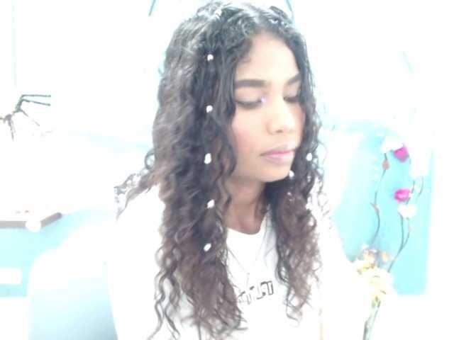 Live sex webcam photo for catte-monroe #269659431