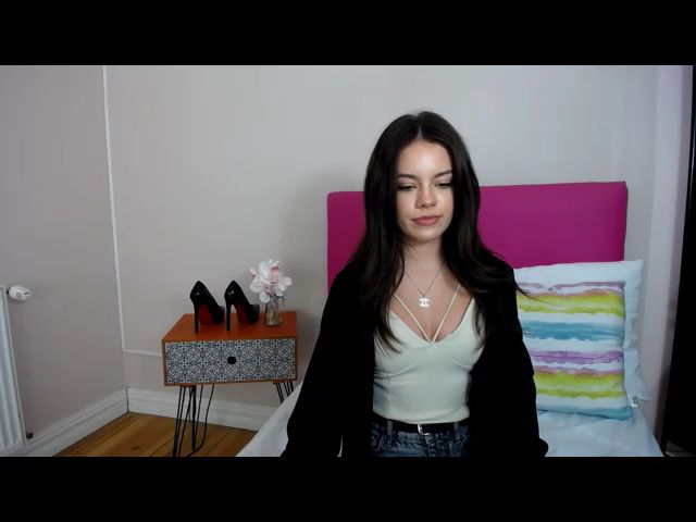 Live sex webcam photo for ChloeBeauty #269651373