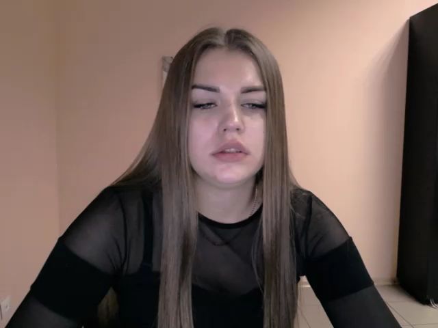 Live sex webcam photo for TaliaKristen #269649018