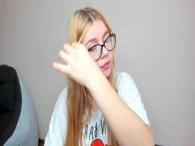 Live sex webcam photo for milafix #269652954